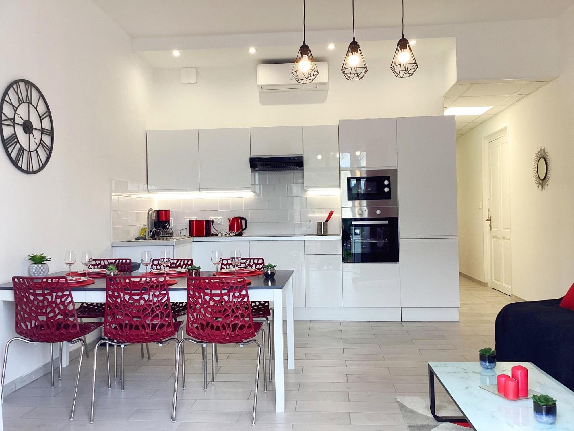 Appartement Stella 95 M2 Climatise Parking Proche Sanctuaires Lourdes Exterior photo